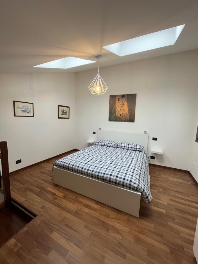 Casa Dei Tempesta Apartment โนอาเล ภายนอก รูปภาพ